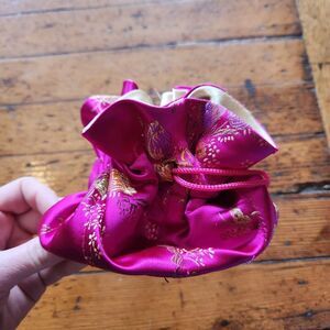 Tozai Home Vintage Y2K Pink Embroidered Silk Oriental Potli Drawstring Bag